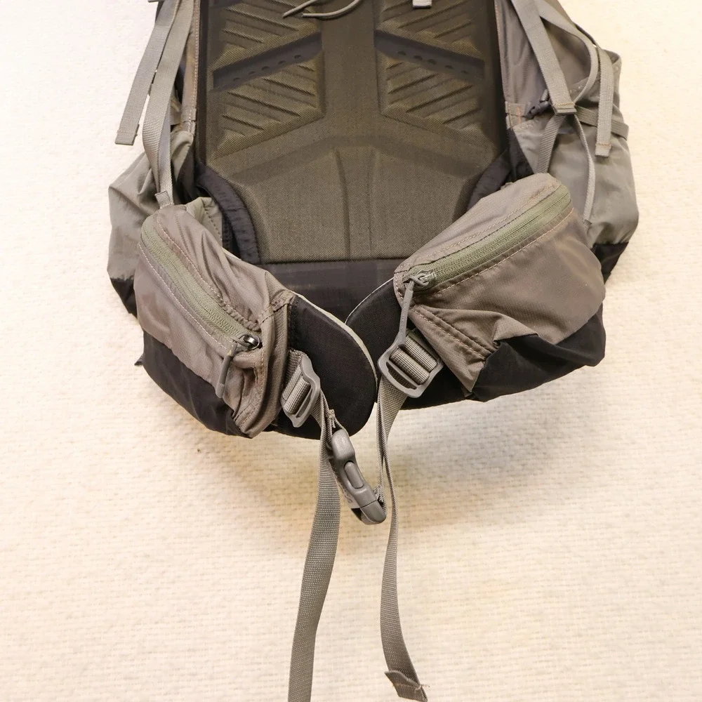 Massdrop x Granite Gear Crown X60 Ultralight Backpacking Pack Gray RE-FIT 60L